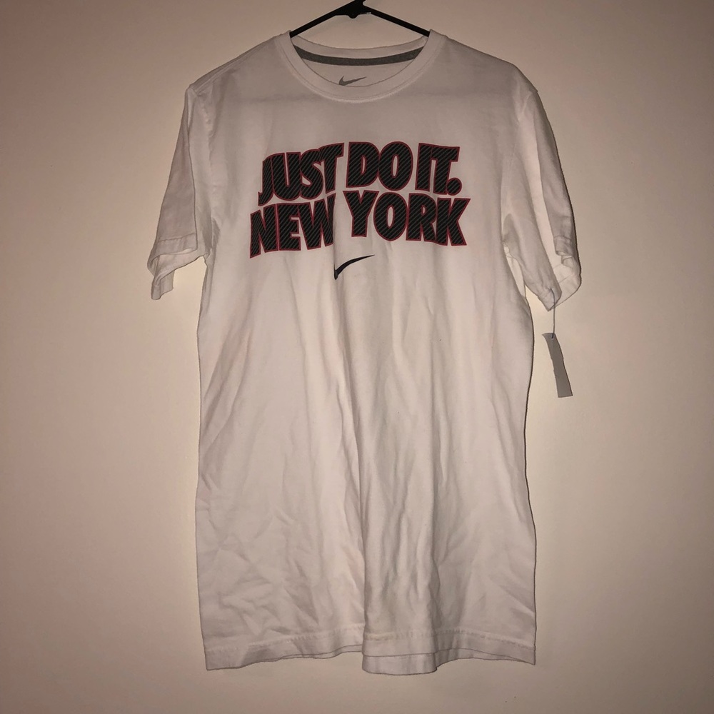Nike Just Do It New York Tee Men’s Medium